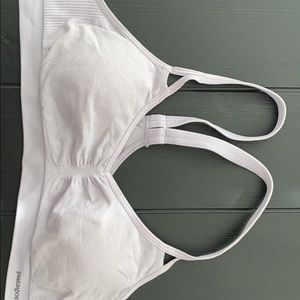 Patagonia sports bra Size medium